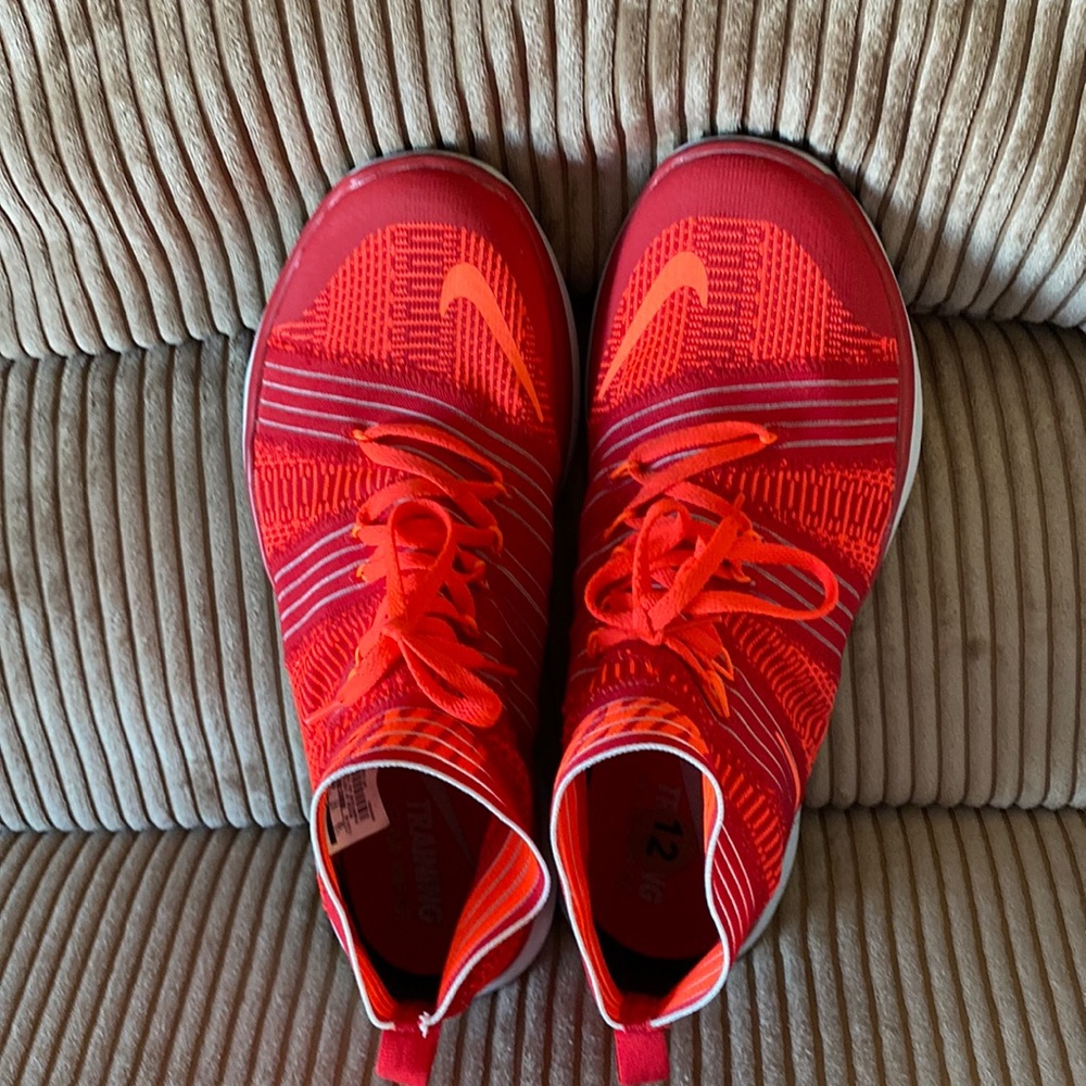 Mens Nike sneakers size 12